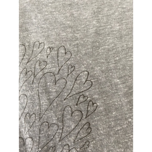 HBC workout top with heart graphic. Size XS - Picture 3 of 5